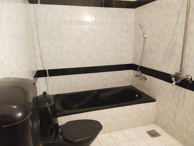 Bathroom 4, Hotel Royal Grand, Zhob