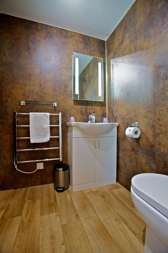 Bathroom 4, The Shore, Orkney Islands