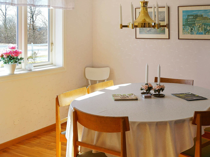 Others 5, Holiday Home in Harplinge, Halmstad