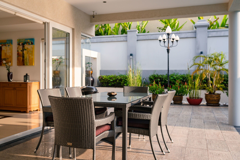 Food & Drinks 5, Stunning Luxury Golf and Pool Villas, Bang Lamung