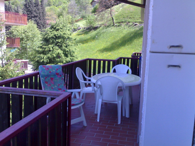Others 5, 6guests-skiing-mountainviews-fireplace-freeparking, Lecco