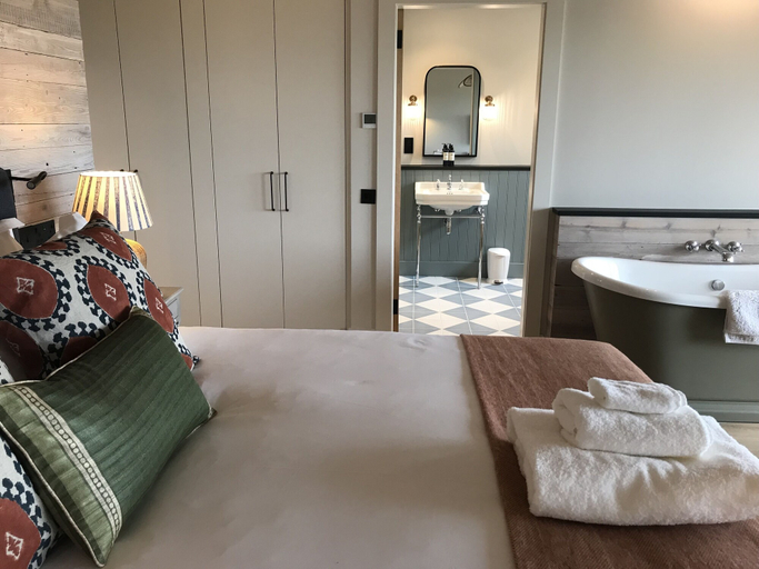 Bedroom 2, Uig Sands Rooms , Eilean Siar