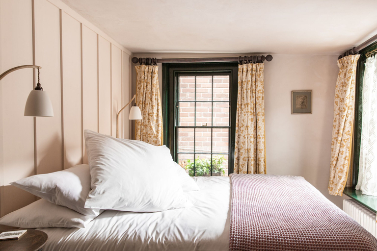 Bedroom 2, The Bull Inn, Devon