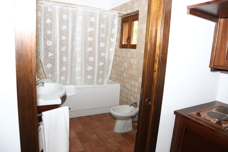 Bathroom 4, Agriturismo del Sole, Napoli