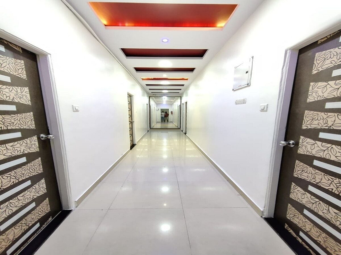 Others 5, Hotel Prince International, Thane