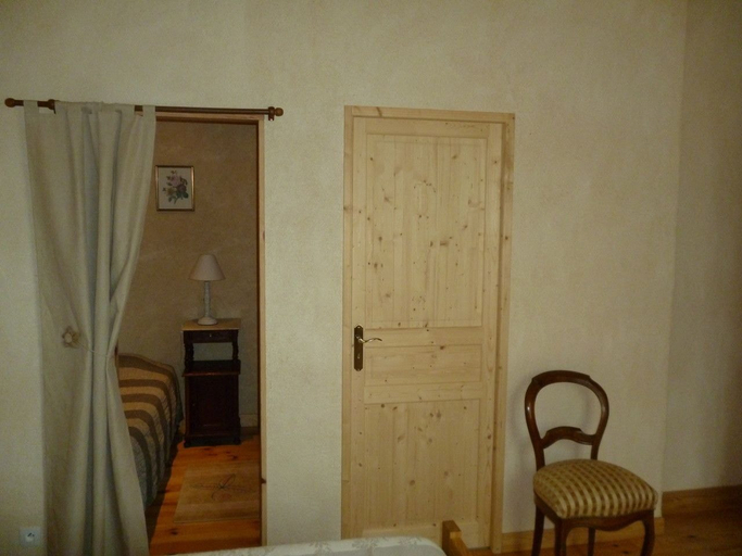 Bedroom 4, Chambres d'hôtes Le Bourdieu, Gironde
