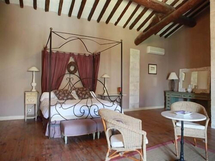 Bedroom 5, Le Domaine de la Fosse, Gard