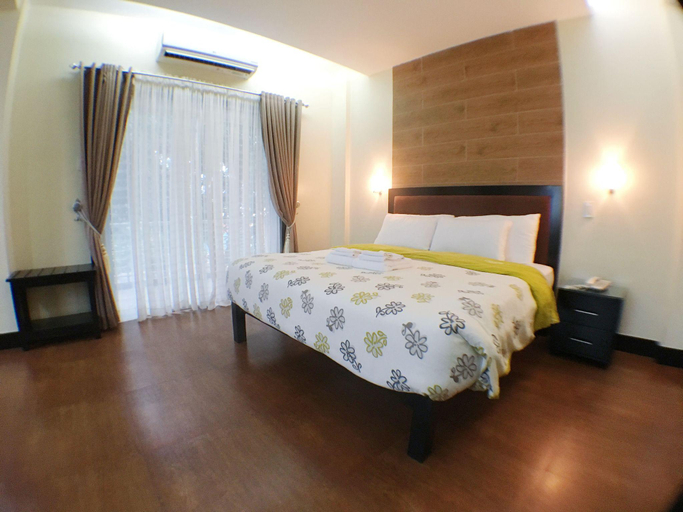 Others 4, West Loch Park Hotel, Santo Domingo