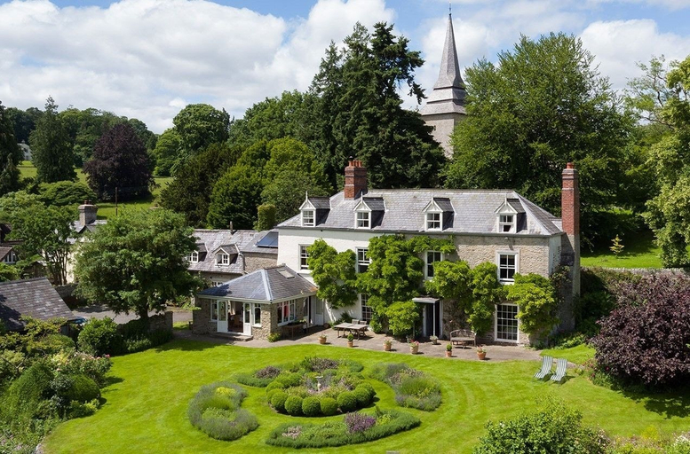 Exterior & Views 1, Church House Kington, Herefordshire