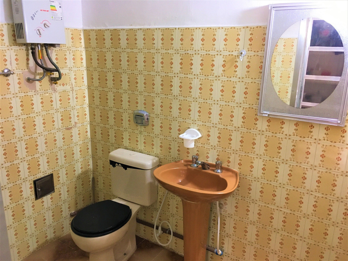 Bathroom 4, Hostel Bella Ciao, Rio de Janeiro