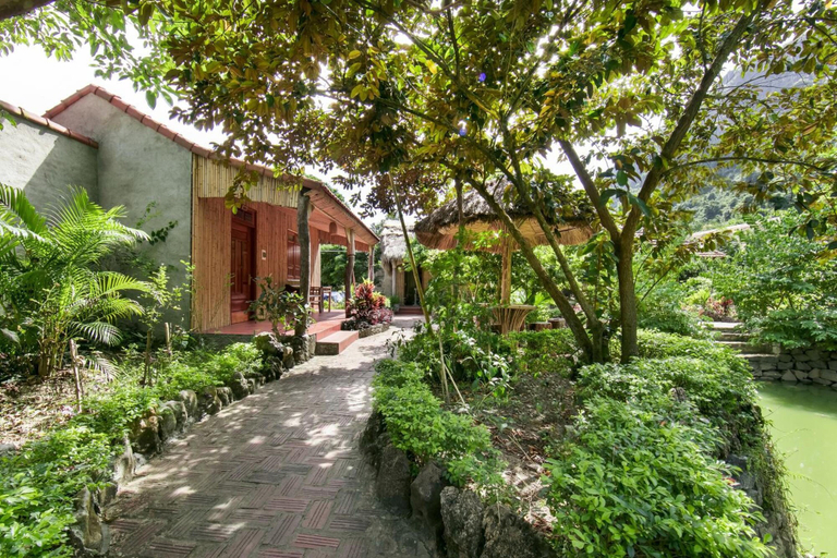 Exterior & Views 2, Lan Homestay, Cát Hải