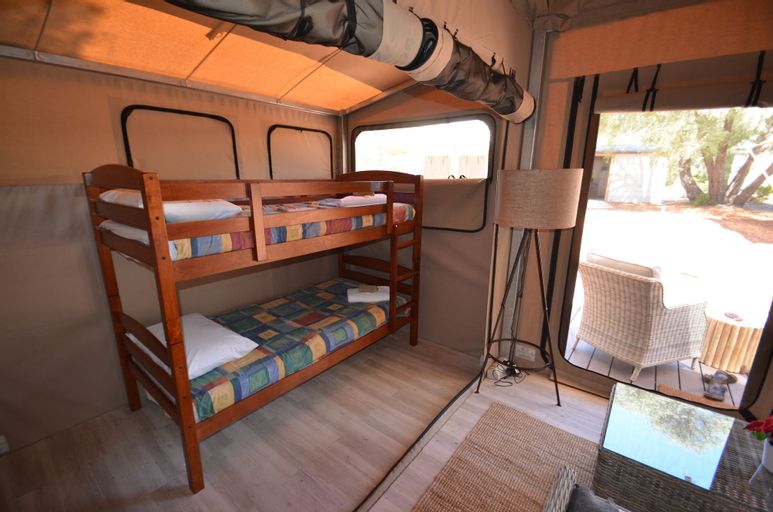 Bedroom 2, Coalmine Beach Holiday Park, Manjimup