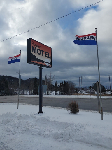 Exterior & Views 2, Sunset Motel, Thunder Bay