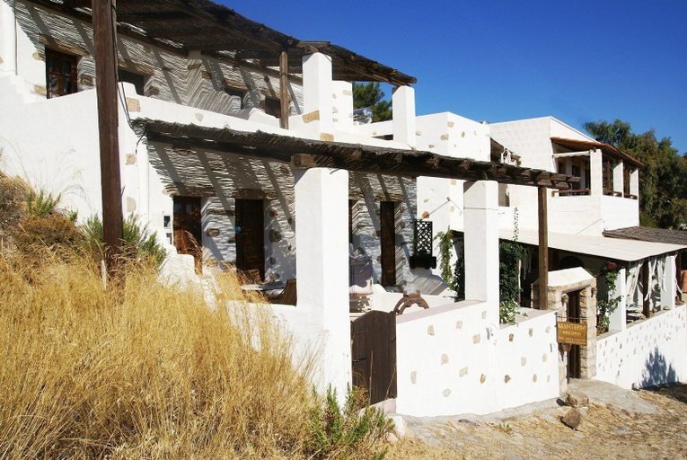 Exterior & Views 2, Kalderimi Studios, South Aegean