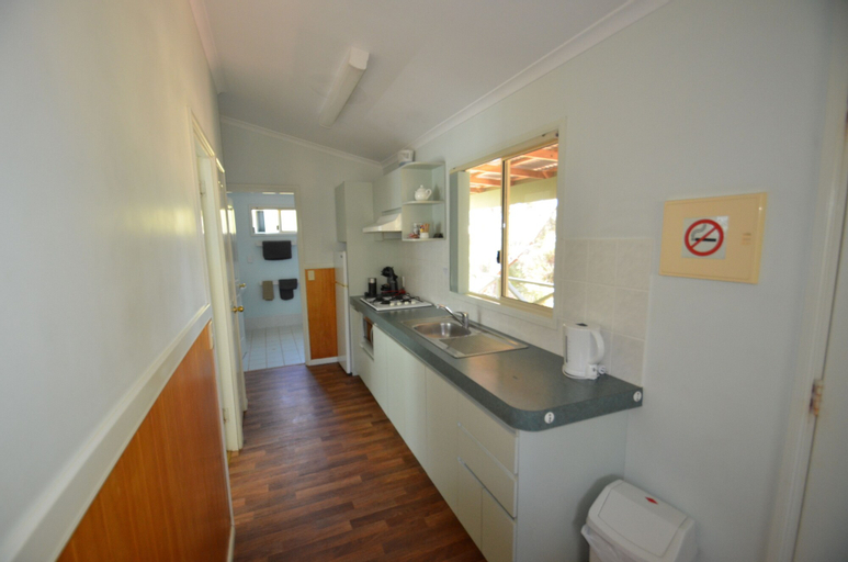 Bedroom 3, Coalmine Beach Holiday Park, Manjimup