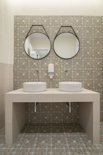 Bathroom 5, Hotel Lloret Santa Rosa by Pierre & Vacances, Girona
