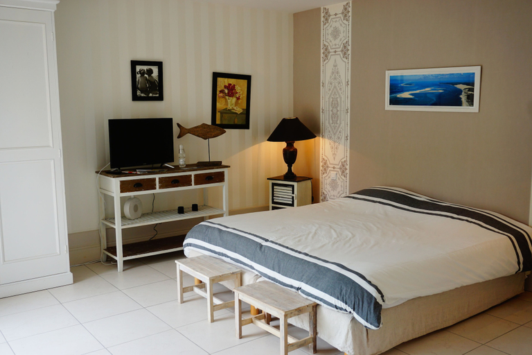 Bedroom 3, Villa Marie Suzon, Gironde