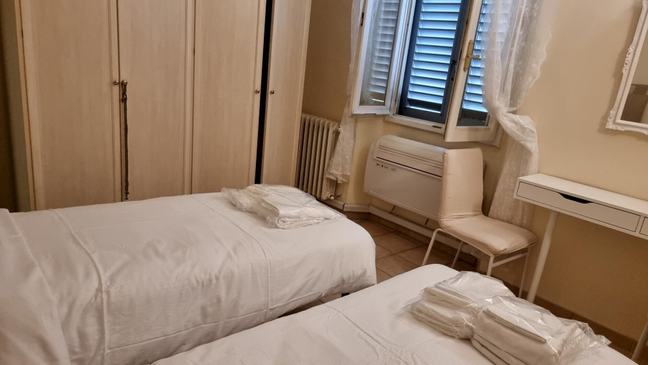 Bedroom 3, Ghibellina 59 in Firenze, Florence