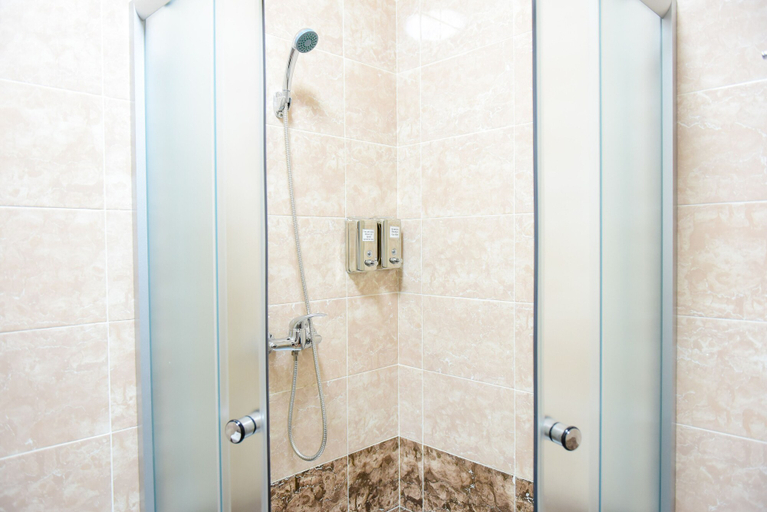 Bathroom 3, Alatau Hotel, Astana City