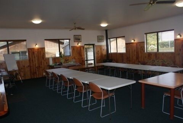 Food & Drinks, Cottage Park Motor Lodge and Conference Centre, Kapiti Coast