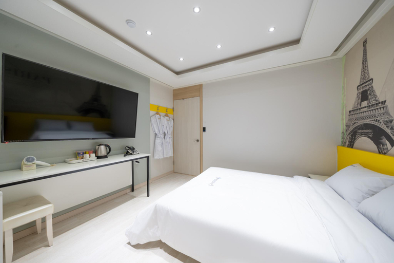 Bedroom 3, Naju S, Naju