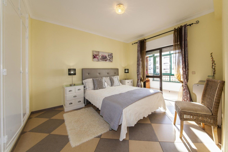 Bedroom 4, B17 - The Stunning Seaview Apartment, Lagos