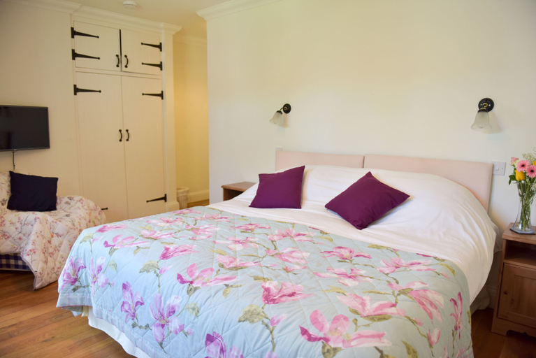 Bedroom 3, Selden Farm B&B, West Sussex