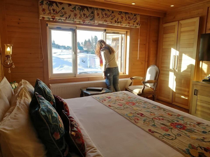 Bedroom 3, Kolahoi Green Heights Gulmarg, Baramulla