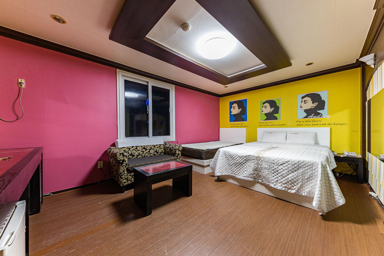 Bedroom, Iksan Seattle, Iksan