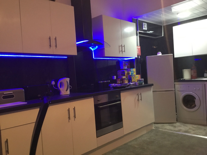 Others 2, Paisley central luxury Rooms & Apartment, Renfrewshire