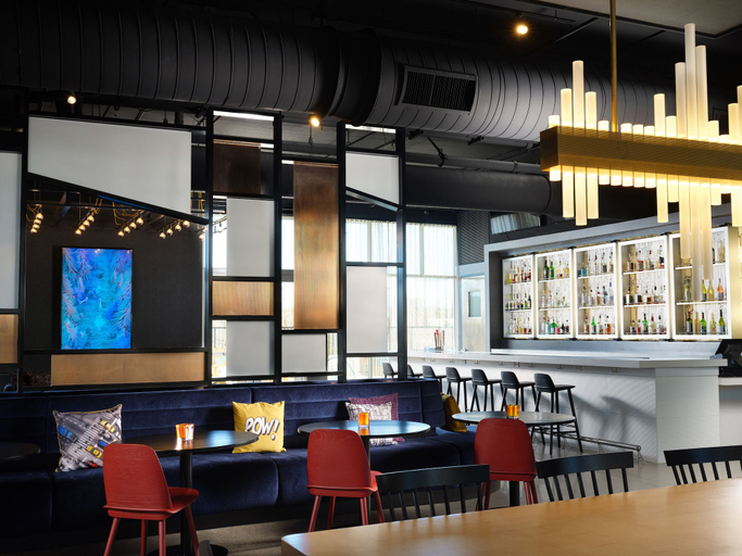 Food & Drinks 5, Aloft by Marriott Knoxville West, Knox