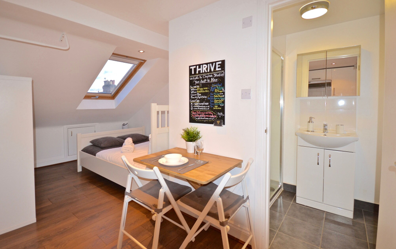 Others 4, Thrive Apartments Clapham Junction, London