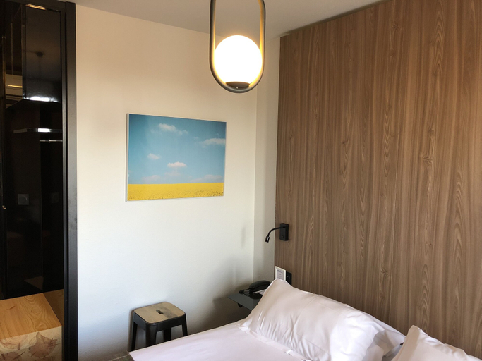 Bedroom 3, Best Western Bridge Hotel Lyon East, Rhône