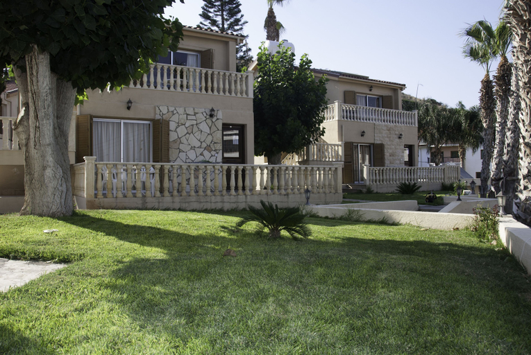 Exterior & Views 2, Kotzias Hotel Apartments