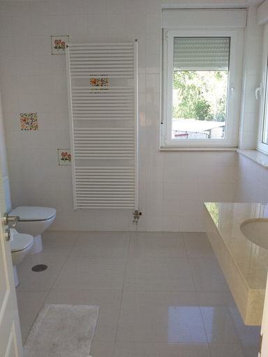 Bathroom 3, Casa Miguel y Sally, León