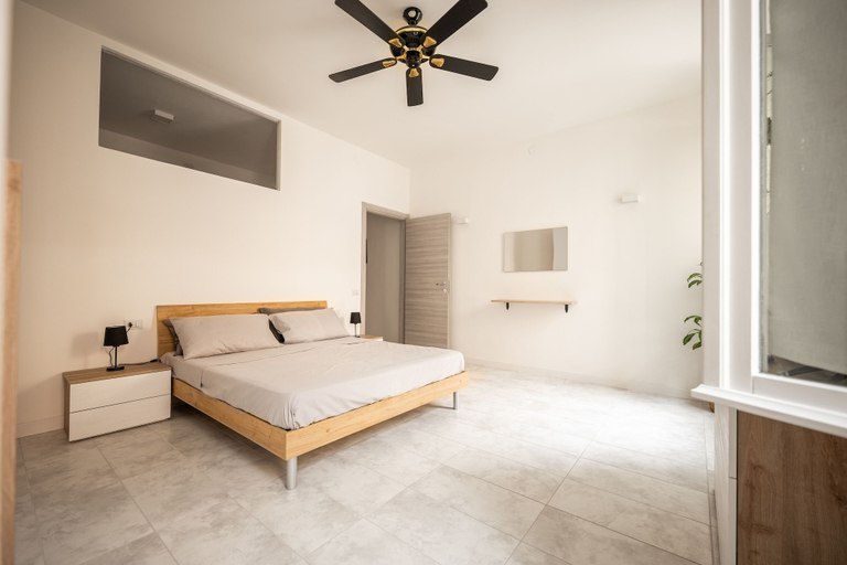 Room 4, Ca' Pico Netflix, Wi-fi & Parking, Mirandola, IT, Modena
