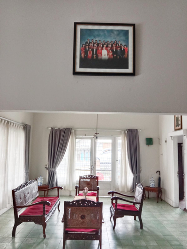 Others 4, Mande Homestay, Agam