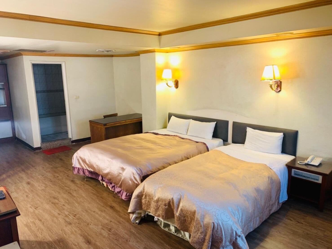 Bedroom 3, San Ho Business Hotel, Yulin