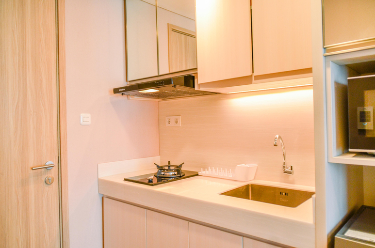 Others 4, Comfortable Design Studio at Bintaro Embarcadero Apartment By Travelio, South Tangerang