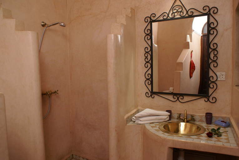 Bathroom 5, Riad Nabila, Marrakech