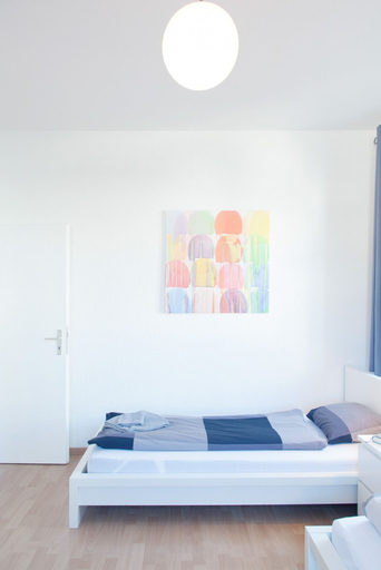 Room 3, ZH Seefeld - Hitrental Apartment, Zürich