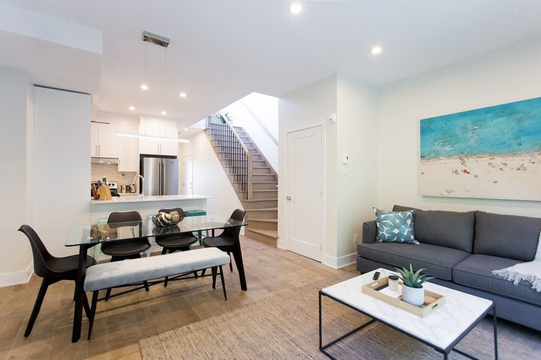 Others 1, Spectacular and Modern Little Italy Penthouse, Montréal