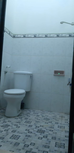 Bathroom 4, Nemo Homestay, Jepara