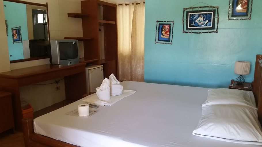 Bedroom 2, Fat Jimmy's Resort Boracay, Malay