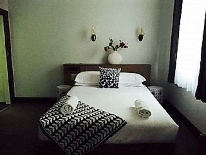 Bedroom 17