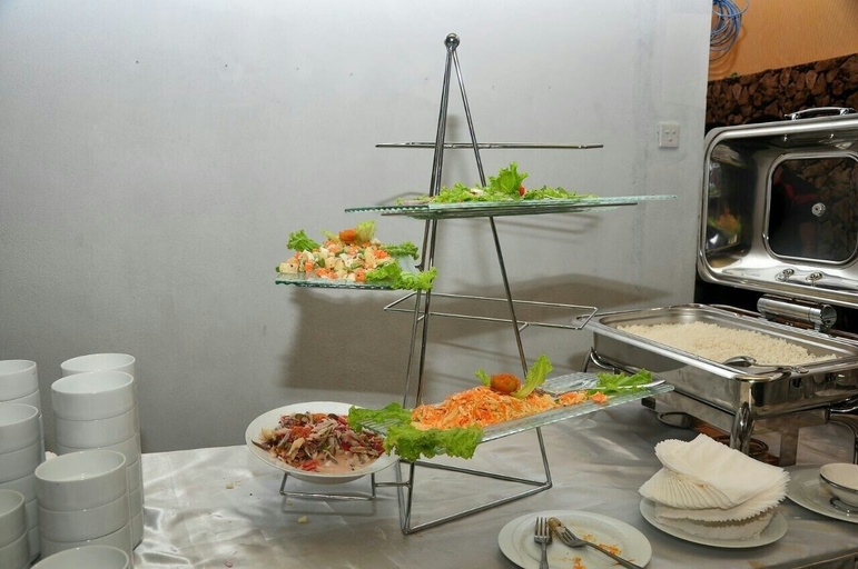 Food & Drinks 4, Randula Grand Venus, Mahara