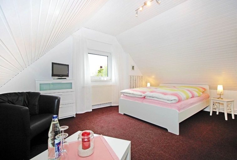 Bedroom 2, Huus Störtebeker, Aurich
