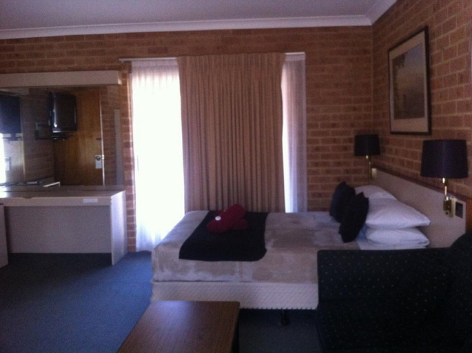 Bedroom 8