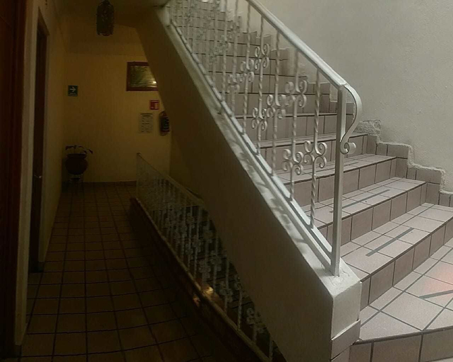Others 5, Hotel Monarca, Uruapan