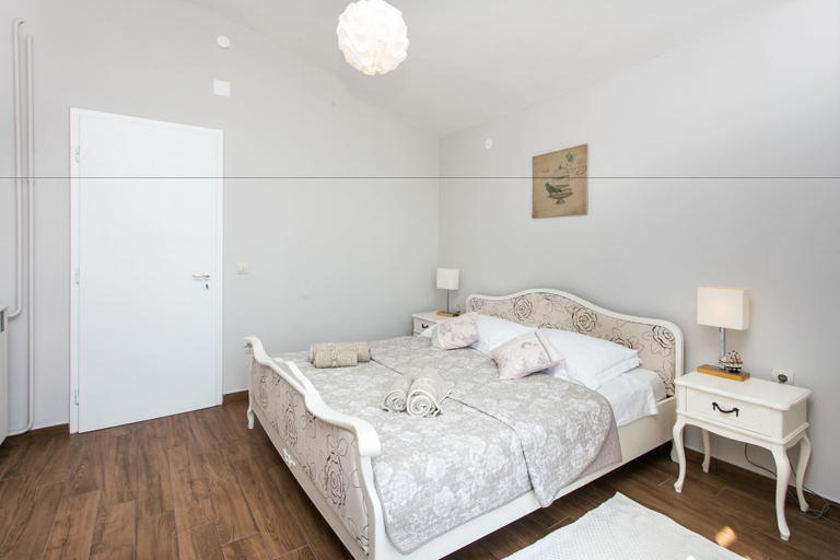 Bedroom 3, Apartments Villa Mirjana, Župa Dubrovačka